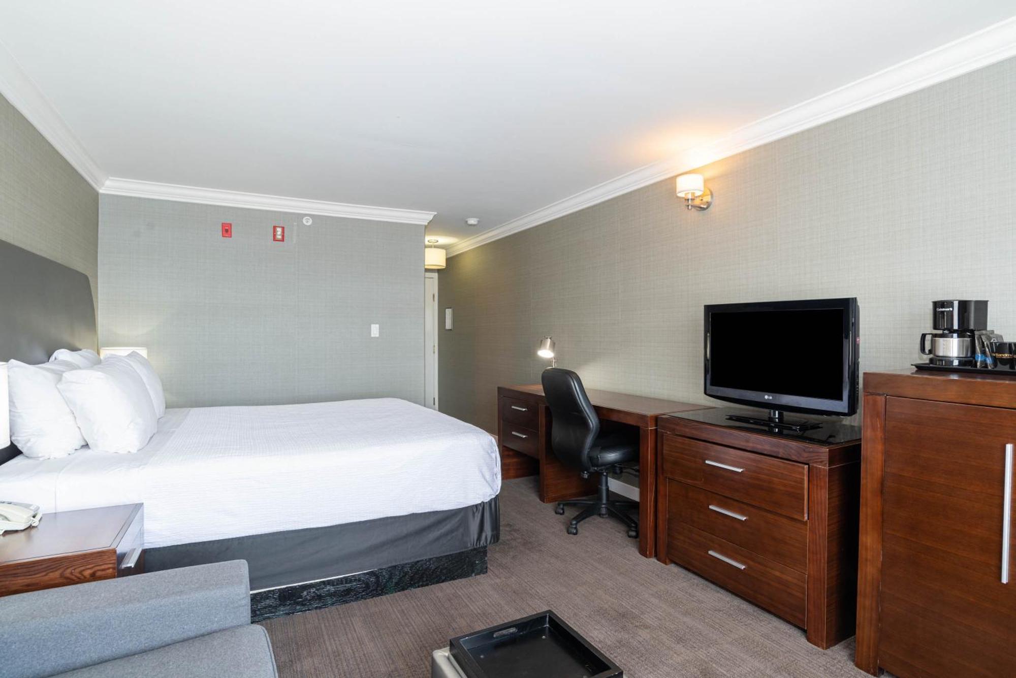 Sandman Hotel Red Deer Exterior foto